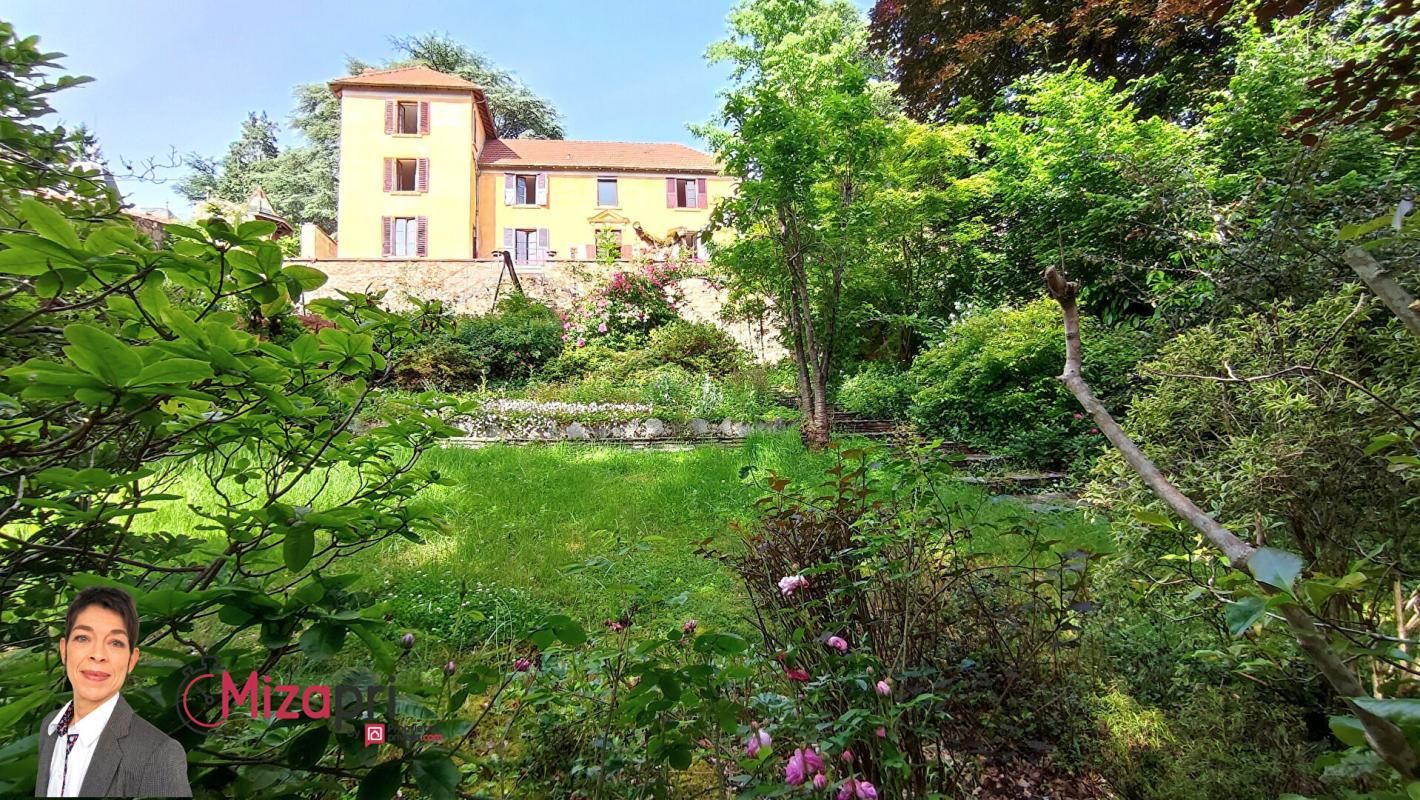 THIZY THIZY LES BOURG (69240) Maison bourgeoise 4 chambres avec jardin et vue 1