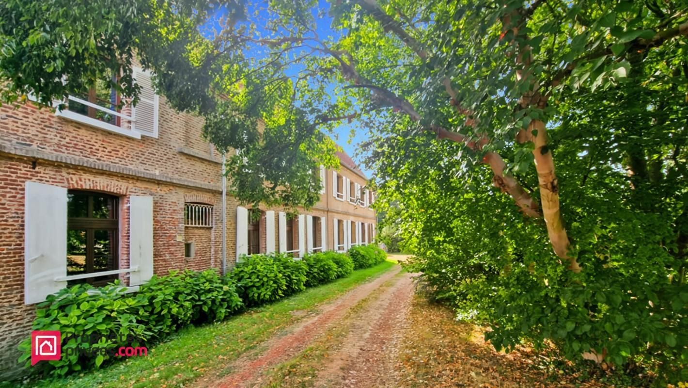 Maison Hesdin 11 pièce(s) 284 m2 secteur Hesdin