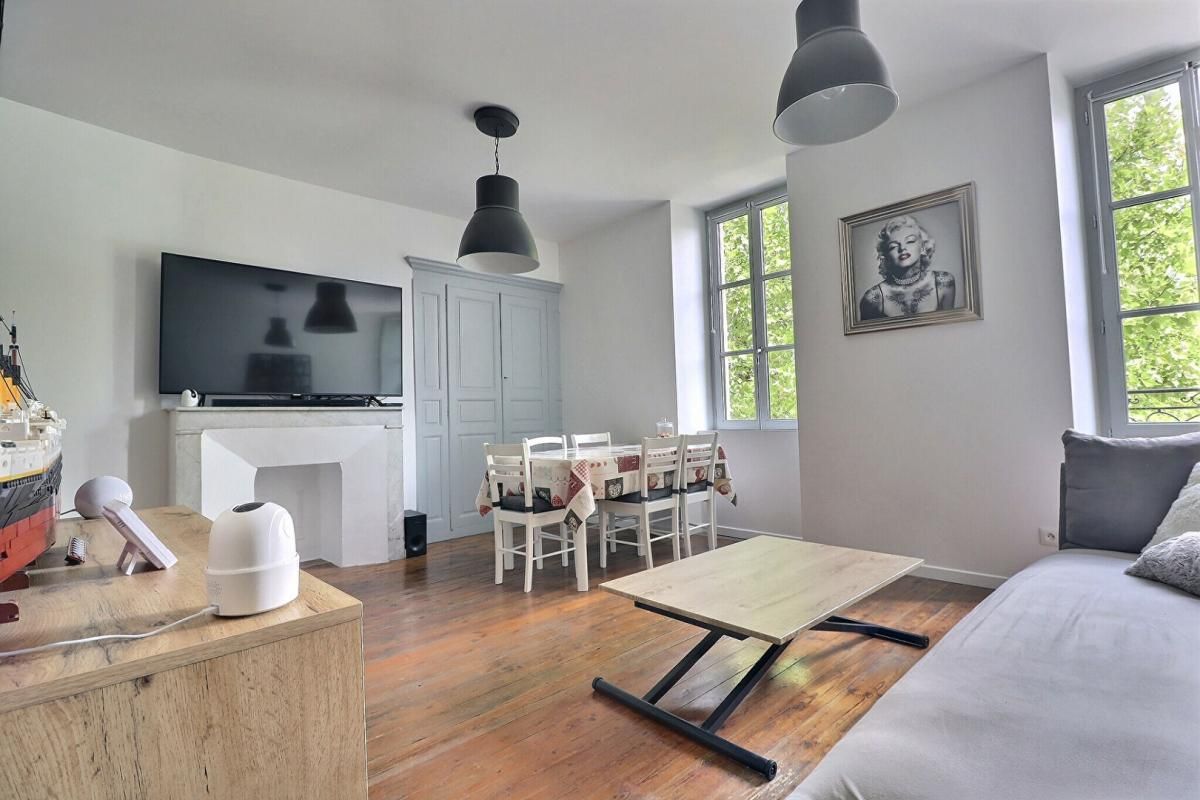 VALREAS Immeuble rénové avec extérieur, cave et stationnement ? Valréas (84600) 3