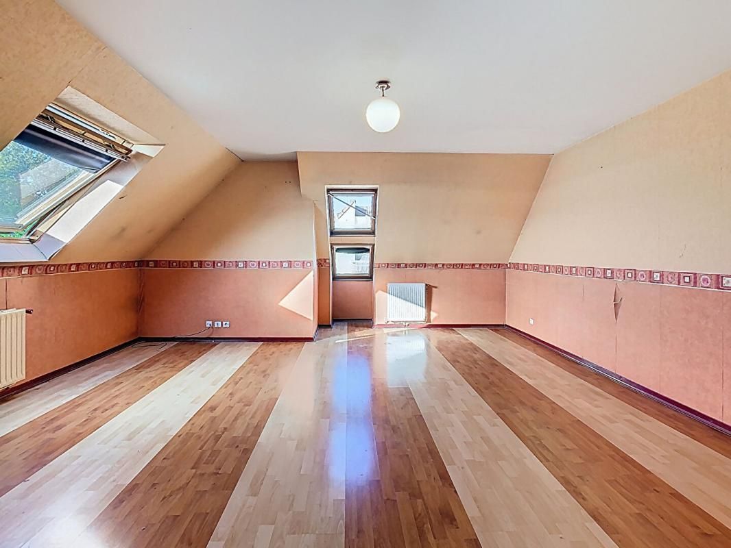 NOGENT-SUR-OISE APPARTEMENT T3 - 69M² - 2 CHAMBRES - PLACE DE PARKING PRIVATIVE - CAVE - 60180 NOGENT SUR OISE 2