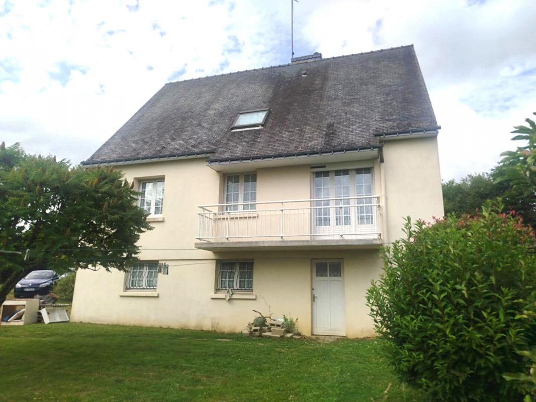 NOYAL-PONTIVY Maison de campagne Noyal Pontivy 4 chambres 1
