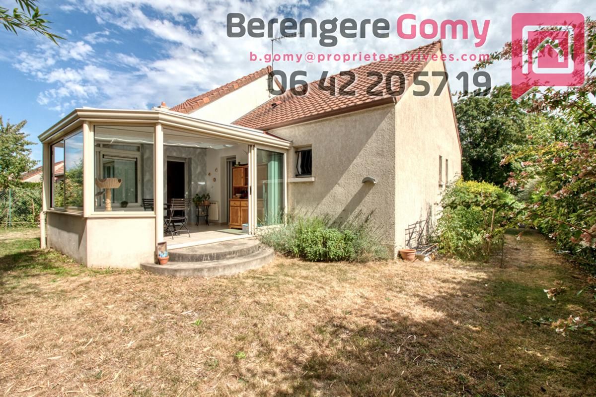 MERY-SUR-OISE Maison DE PLAIN PIED à Mery Sur Oise 90m2 + véranda de 12.5m2 1