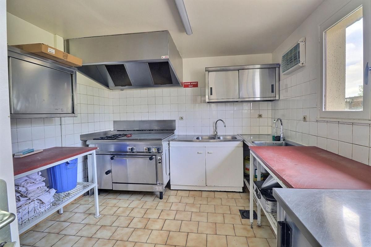 LE HAVRE EXCLUSIVITE LA CERLANGUE - MURS, BATIMENT, SALLES DE RECEPTION ET CHAMBRES 480 m² 2