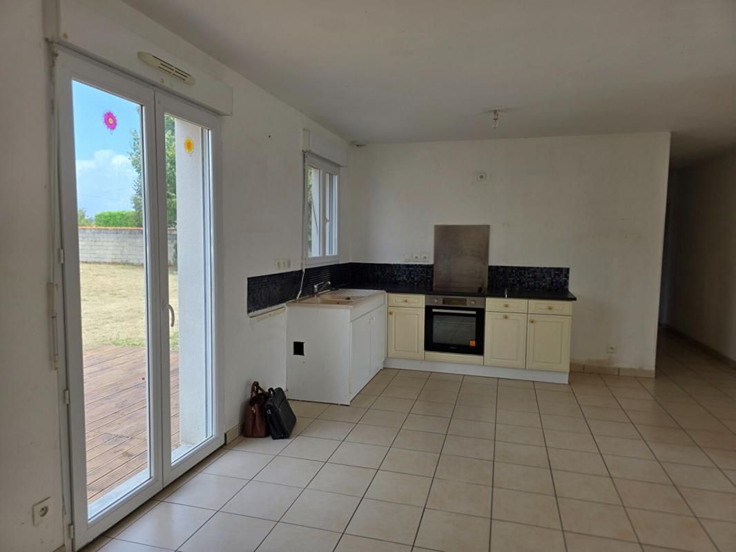 BEAUGEAY MAISON DE PLAIN PIED 2