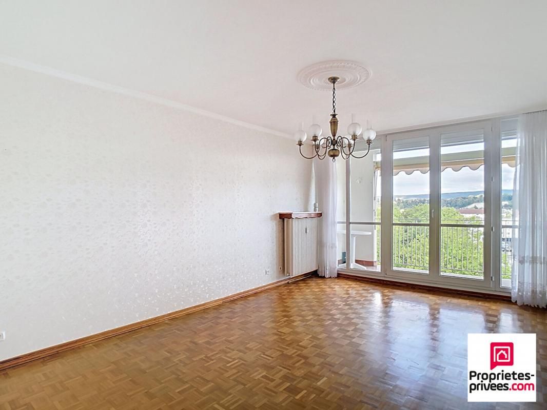 VALENTIGNEY Appartement T3 de 68 m² - Dernier étage avec vue dégagée 3