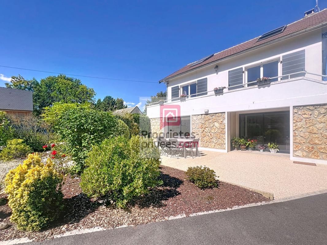 LE PERRAY-EN-YVELINES Maison avec 4 chambres et 1 bureau 1