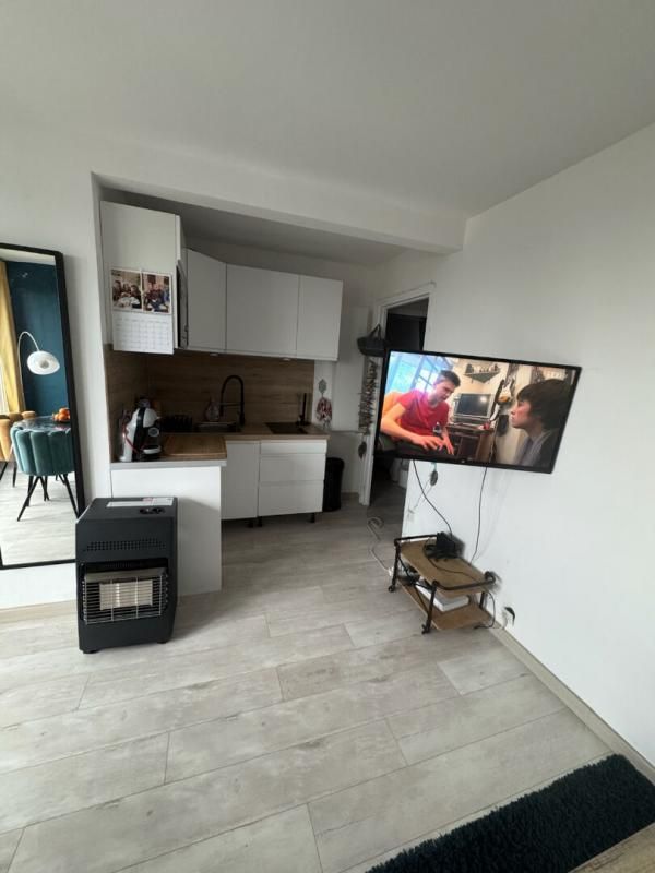 VILLIERS-LE-BEL Grand studio à Villiers Le Bel Résidence Carnot 3
