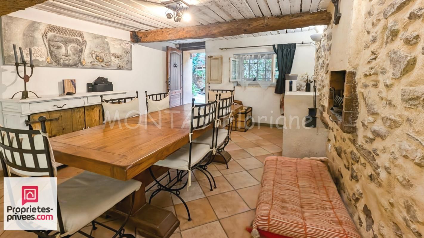 ROQUEBRUNE-SUR-ARGENS Maison Roquebrune Sur Argens 4 pièces94.50 m2 1