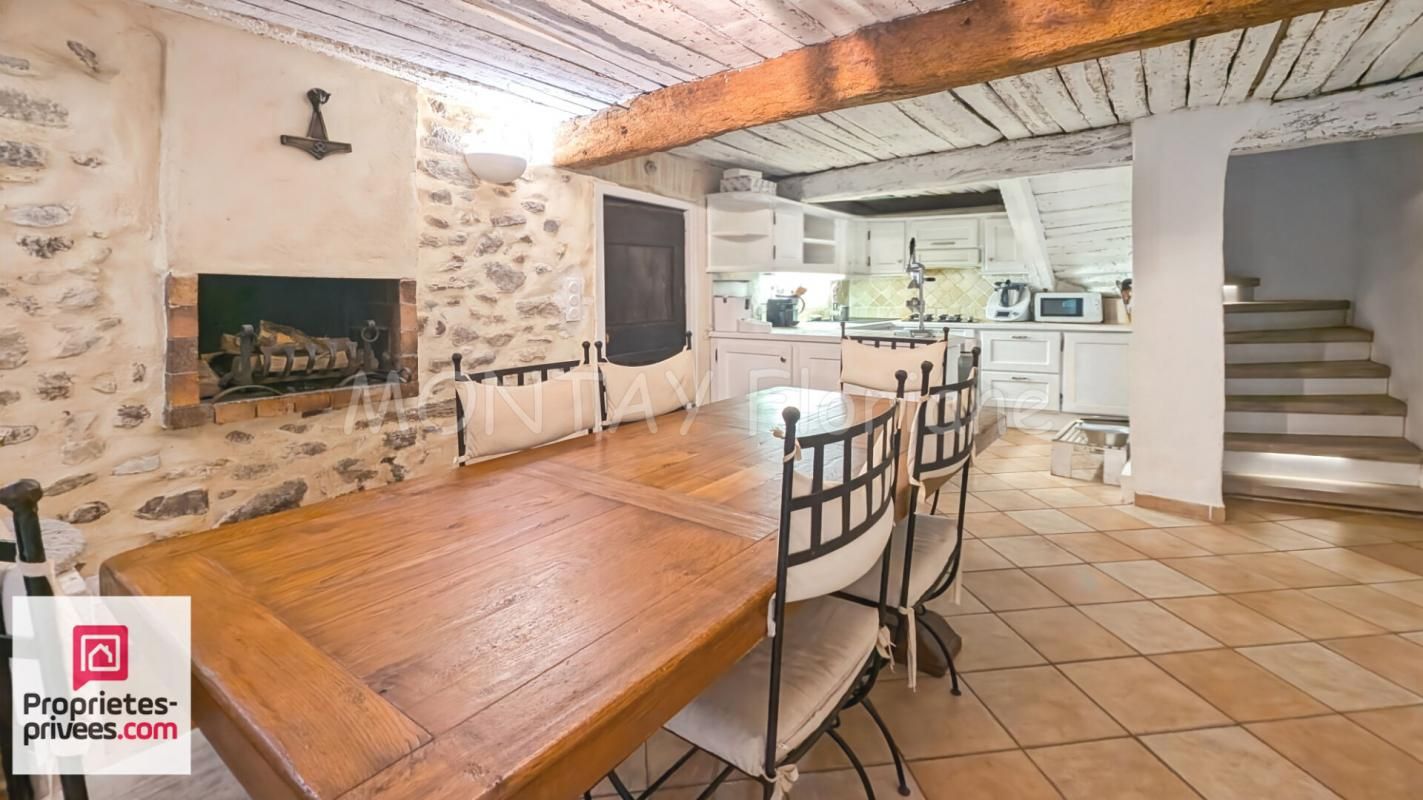 ROQUEBRUNE-SUR-ARGENS Maison Roquebrune Sur Argens 4 pièces94.50 m2 2