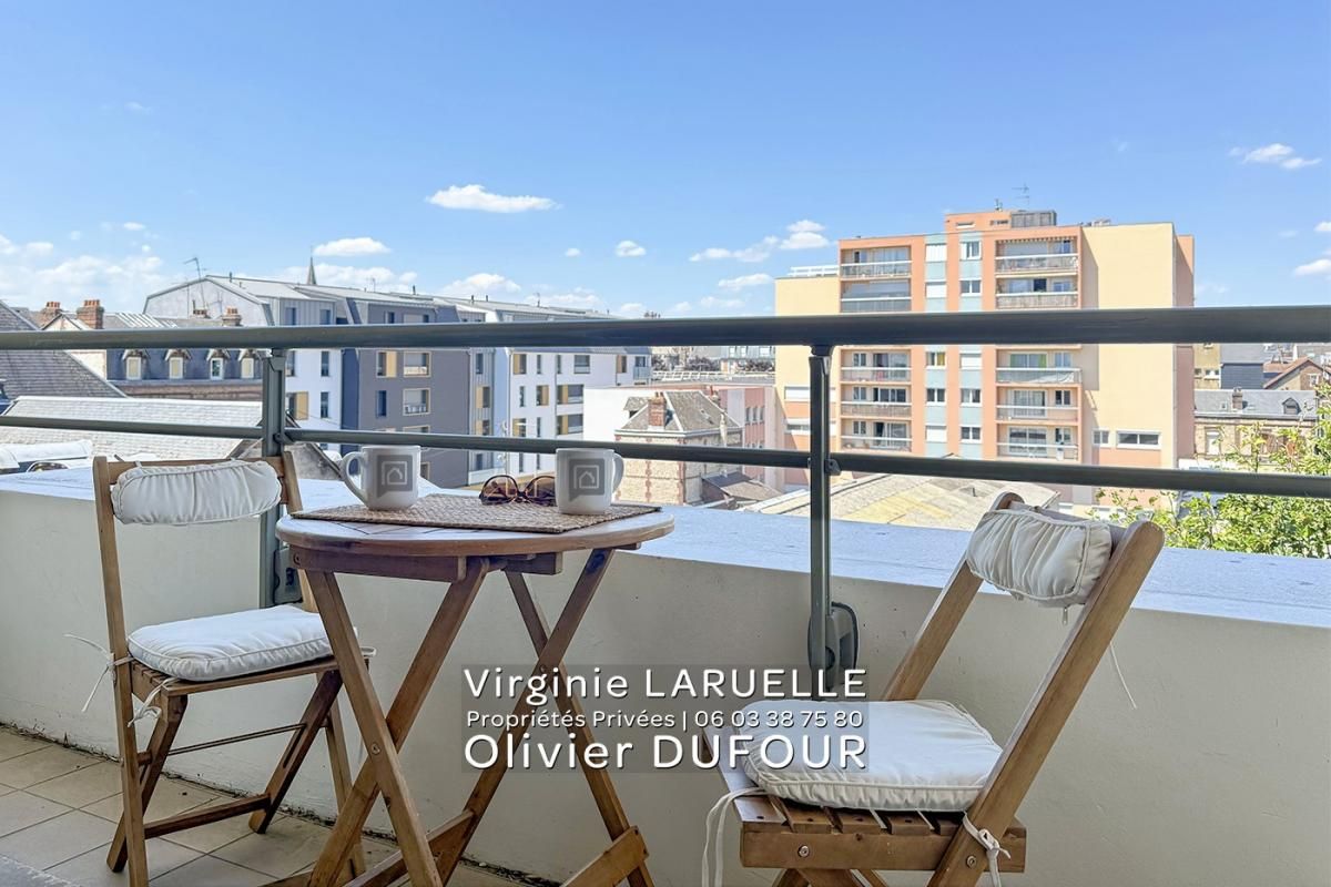 ROUEN Rouen appartement avec balcon et vue dégagée, 1 chambre, cave et parking 2