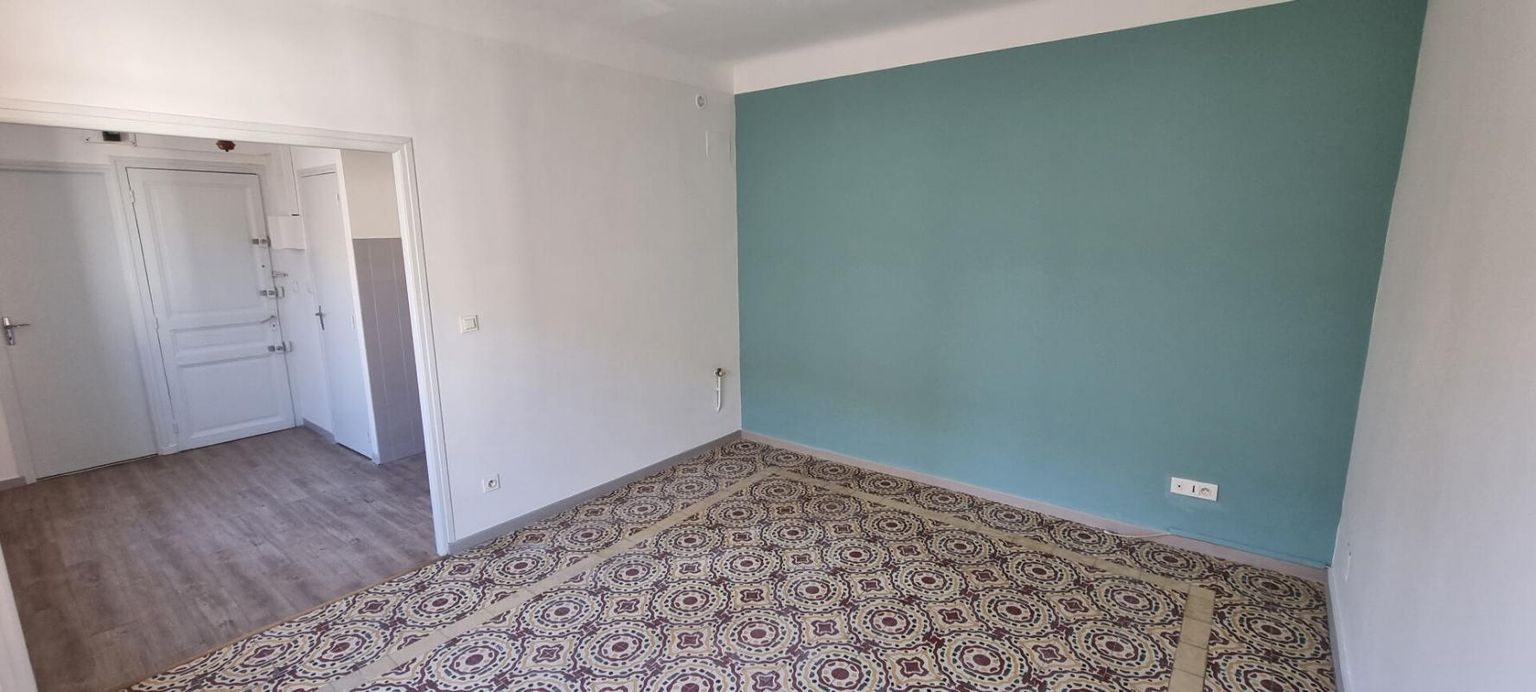 BEZIERS Immeuble Beziers de 4 T2 pour 166 m2 4