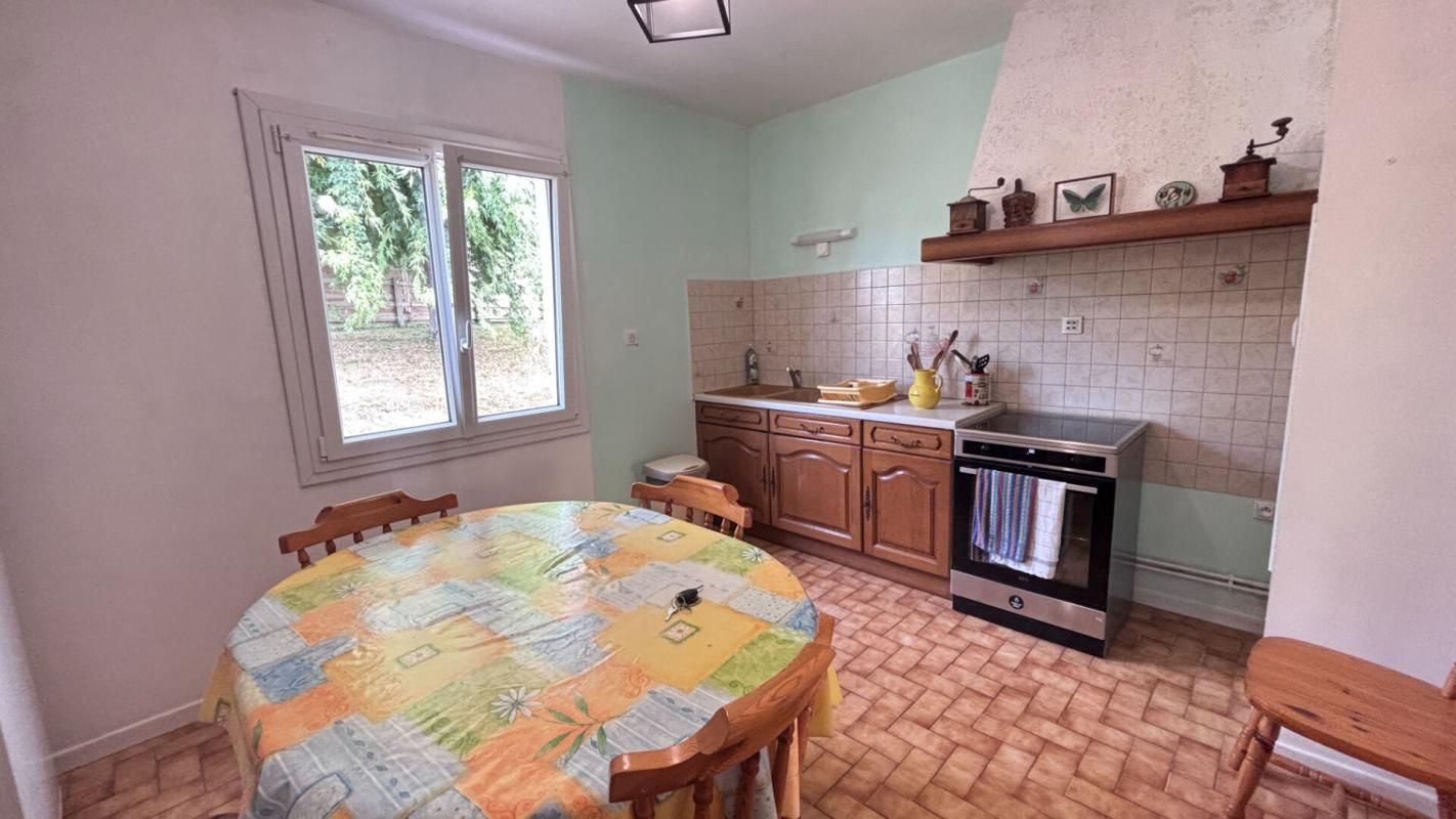 ROMENAY Maison Romenay 4 pièce(s) 74 m2 3