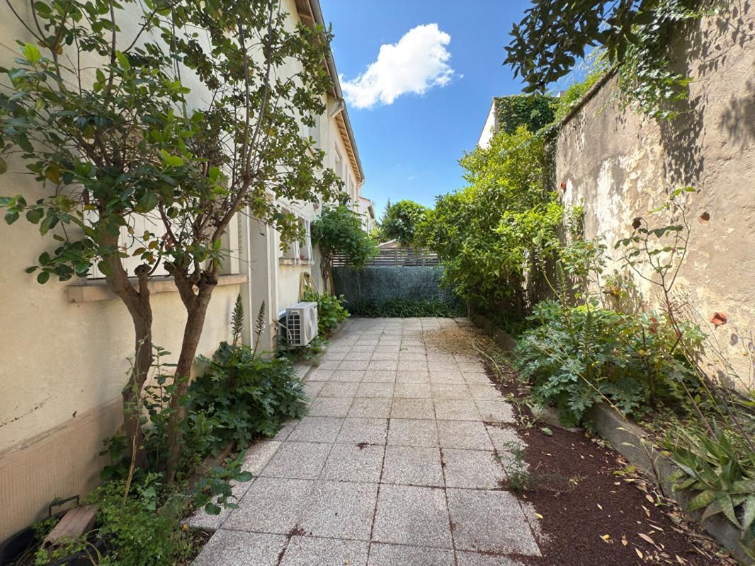 BEZIERS Maison 5 pièces avec jardin et garage à Béziers 2