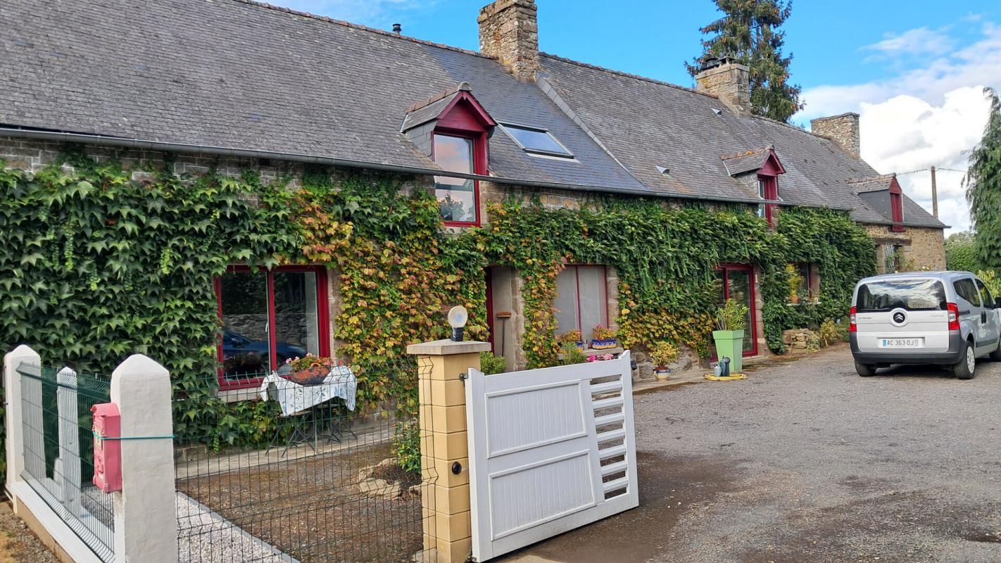 COMBOURG Maison 6 pièce(s) 143 m2 2