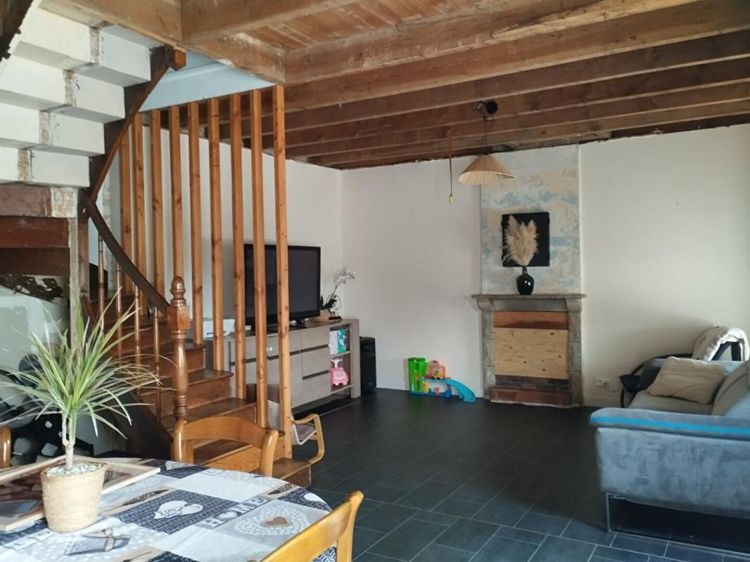 GOURIN maison 81 M2 2 chambres 4