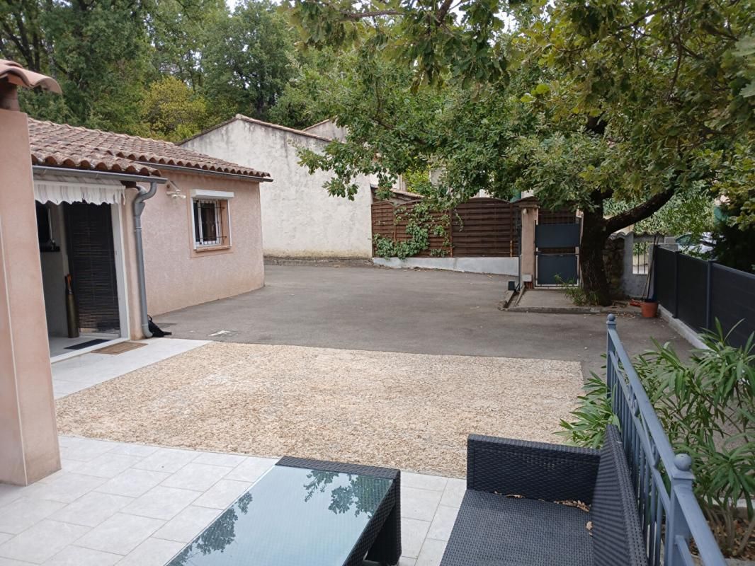 BRIGNOLES Maison T4 avec studio - Brignoles 2