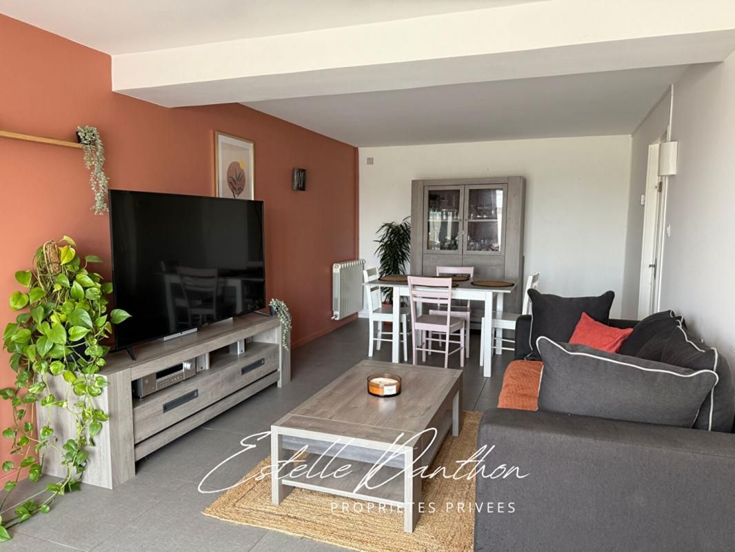 SEMONS Maison 4 chambres avec local aménageable et terrain de 1500m2 1