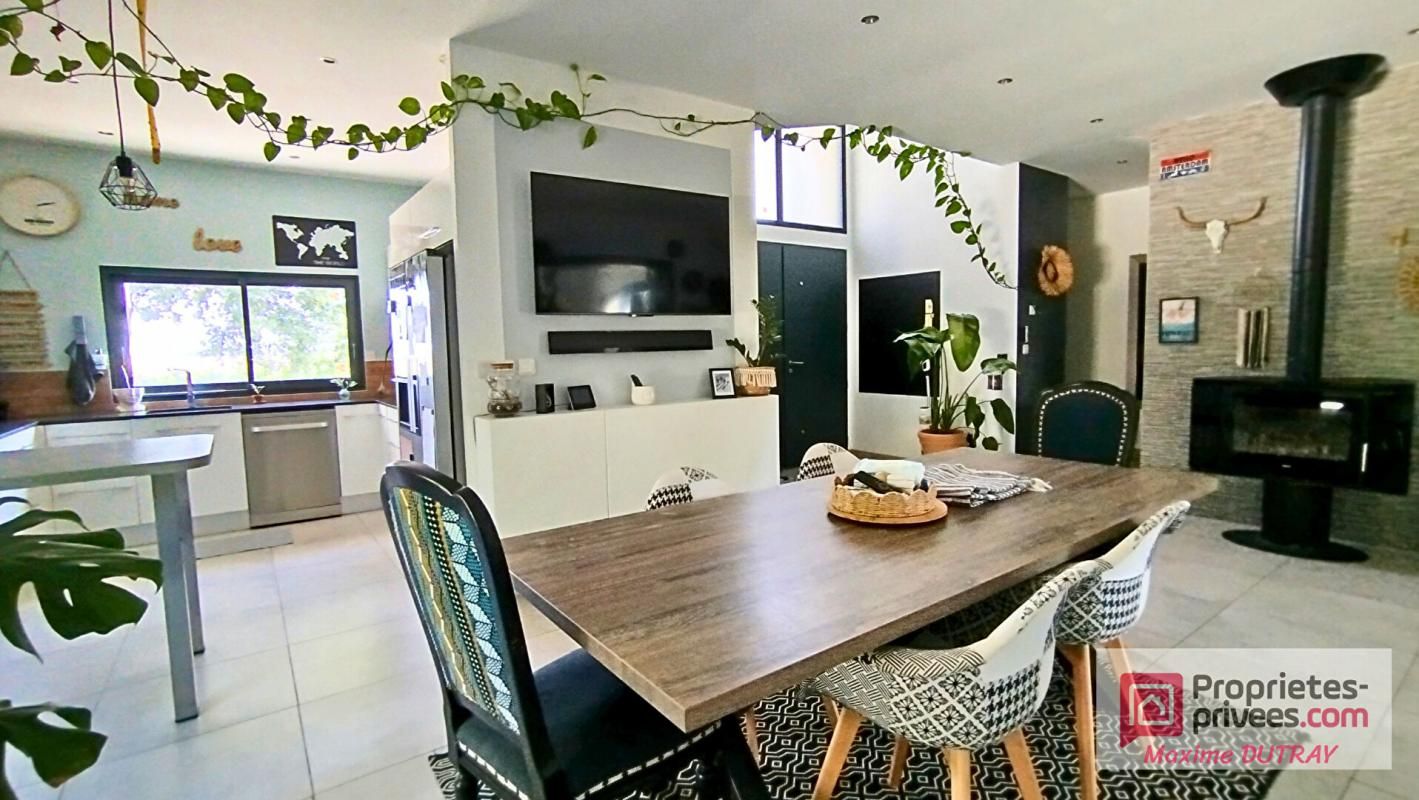 PRUNAY-CASSEREAU Maison d'artisan, 5 pièces 210m² 4