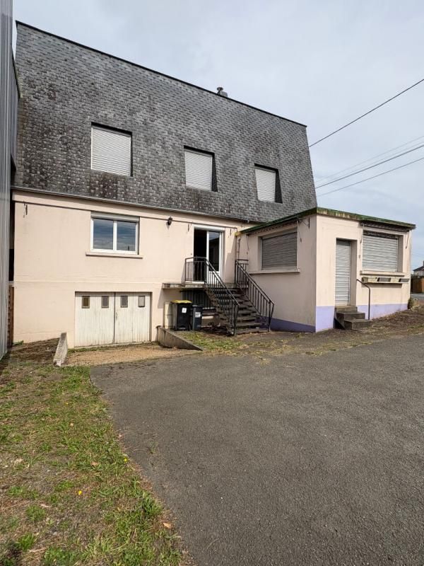 SABLE-SUR-SARTHE Maison Sable Sur Sarthe 7 pièce(s) 190 m2 2