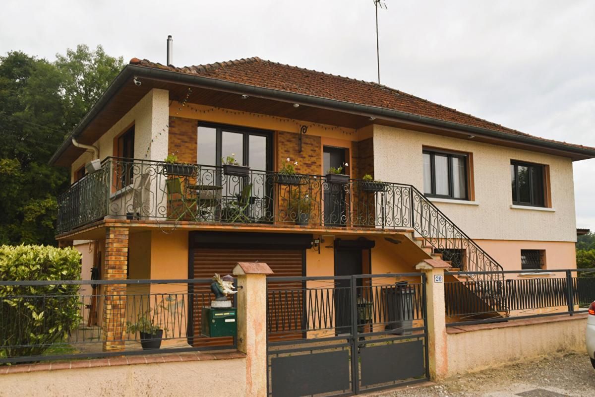 VARENNES-EN-ARGONNE Maison Varennes En Argonne 4 pièce(s) 96 m2 1