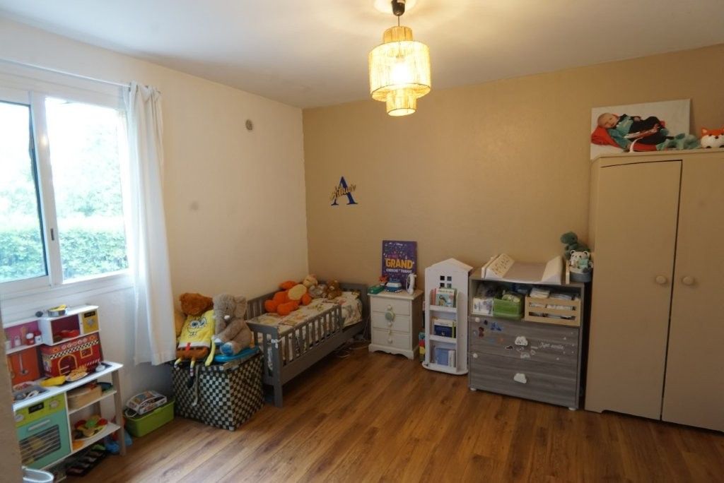 PEYMEINADE Appartement 3 pièce(s) 72 m2 proche école et commerces 2