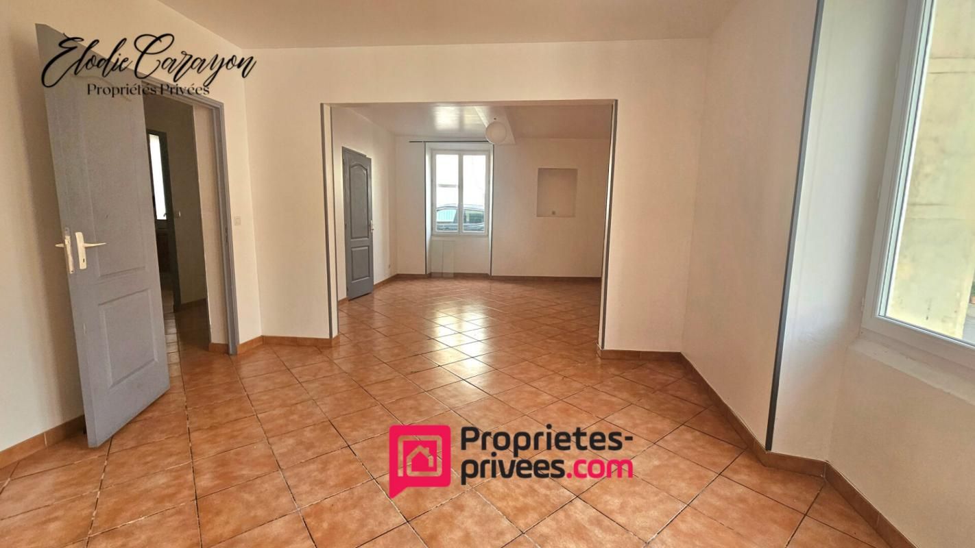 AIGUES-VIVES Maison Aigues Vives 8 pièce(s) 159.60 m2 3