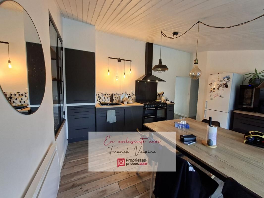 LES HERBIERS A VENDRE en Exclusivité aux Herbiers, maison avec 2 chambres sur une parcelle de 482 m2 3