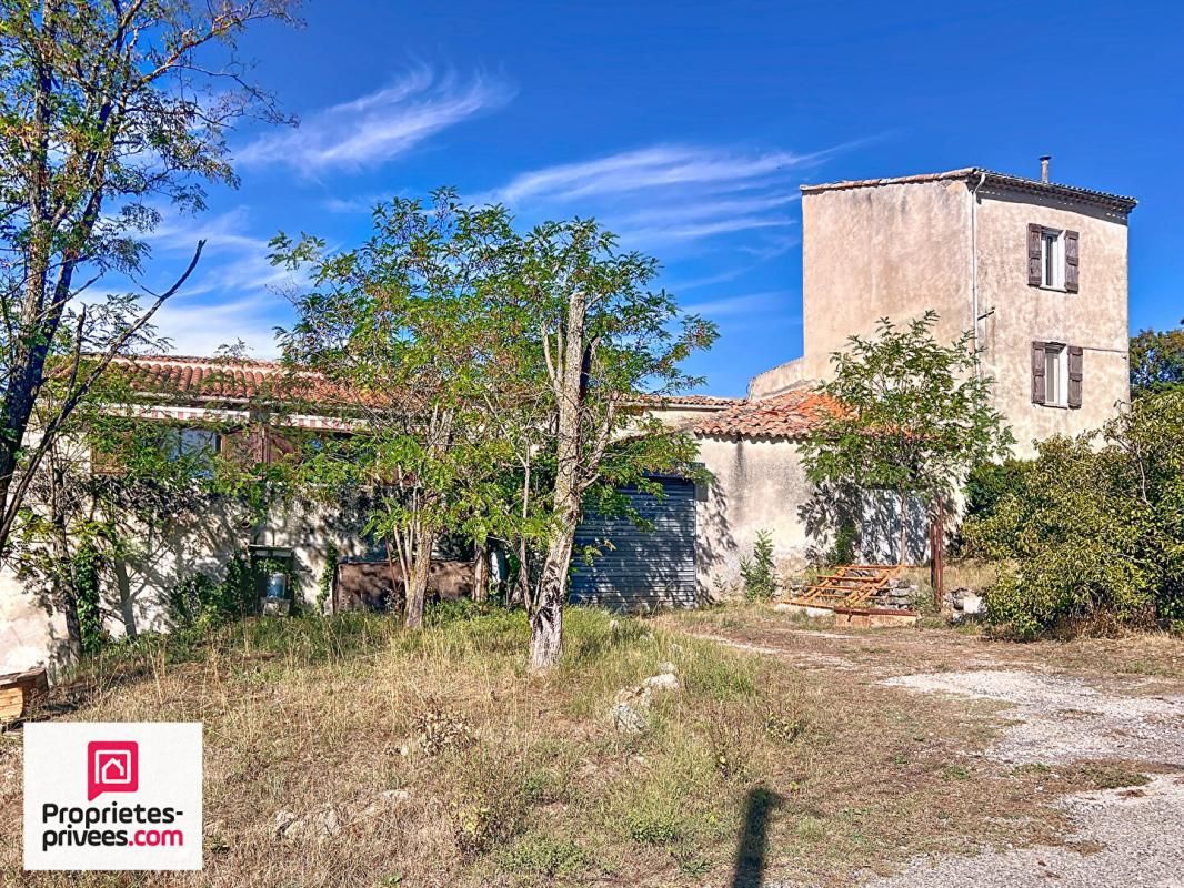 RIANS Ancienne ferme avec 2 logements dépendances sur 13 322 m² 3