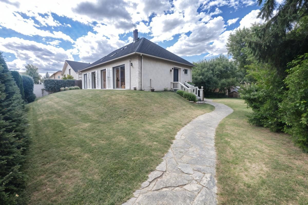 BRY-SUR-MARNE Maison Bry Sur Marne 6 pièce(s) 110 m2 2