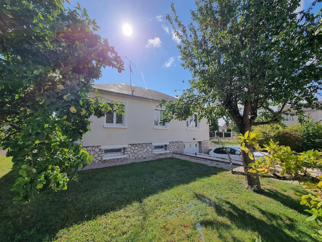 ARTENAY Maison Artenay 2