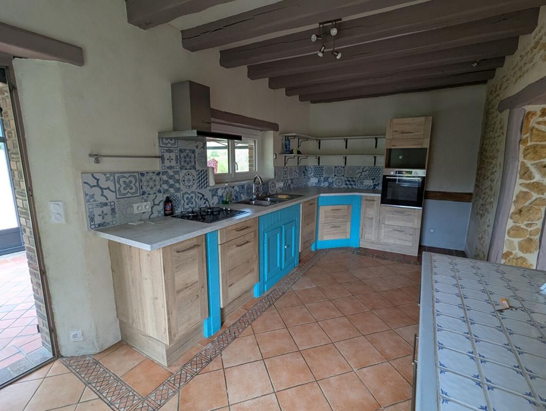 BRETONCELLES Propriété 100m2 3 chambres Terrain 19 910 3