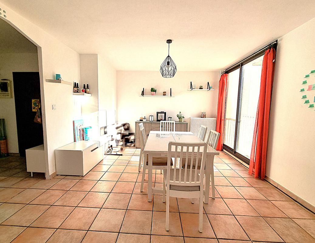 LA SEYNE-SUR-MER Appartement La Seyne Sur Mer 4 pièce(s) 106 m2 3