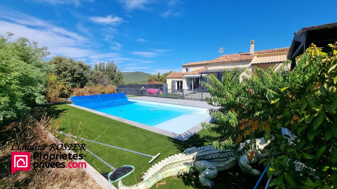 FLASSANS-SUR-ISSOLE Flassans Sur Issole Villa 7 pièce(s) 184 m2 avec piscine 3