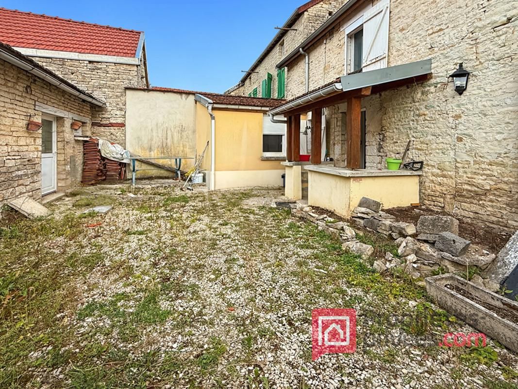 PLAINES-SAINT-LANGE Maison Plaines Saint Lange 4 pièce(s) 58 m2 1