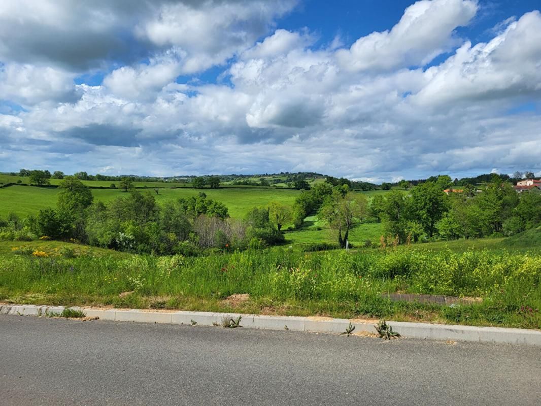 SAINT-MARCEL-DE-FELINES Terrain avec belle vue dégagée 4