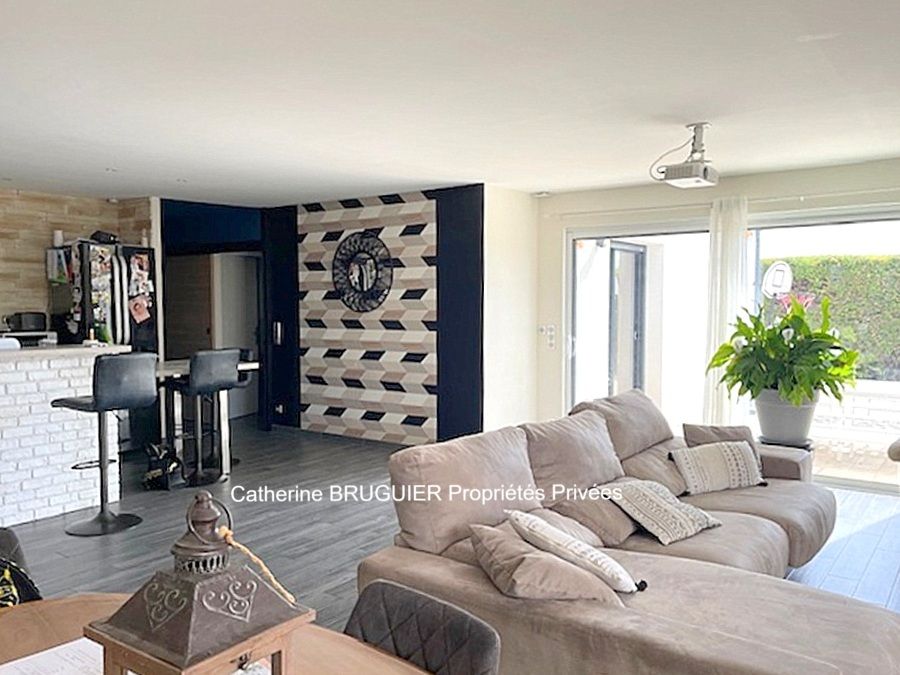 CALME et DISCRETION Maison de plain pied 116 m2 3 chambres, garage, jardin