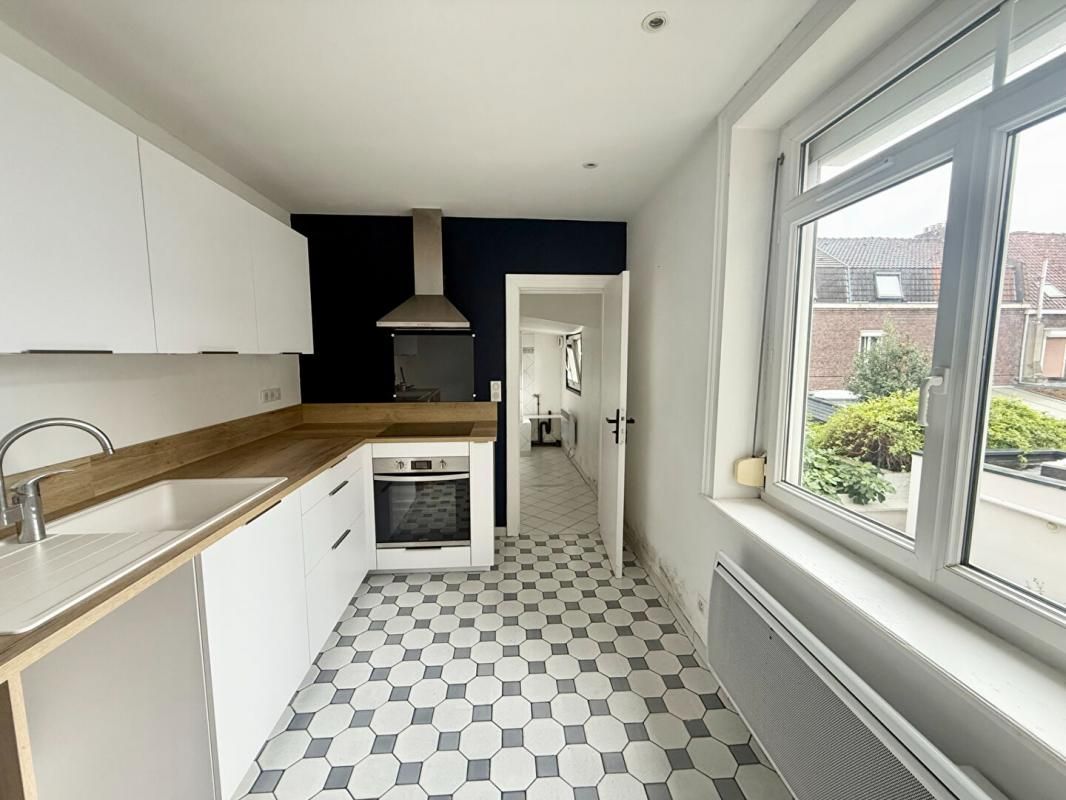 LA MADELEINE Appartement La Madeleine 2 pièce(s) 54 m2 2