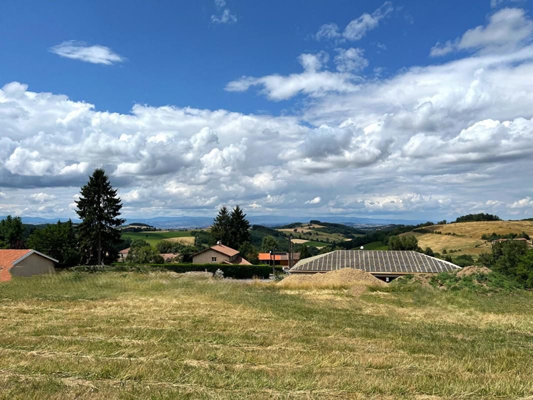 VIOLAY Terrain viabilisé avec belle vue dégagée 4