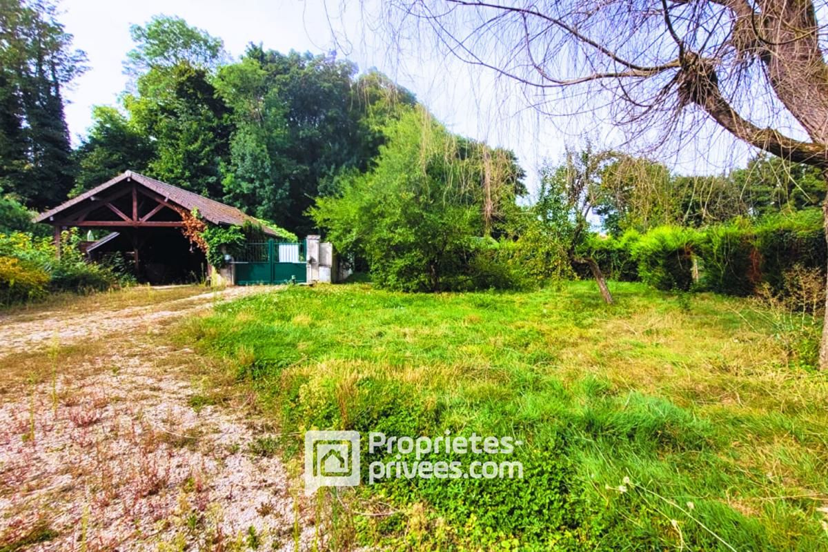 MAREIL-LE-GUYON Terrain constructible à vendre - 635 m2 2