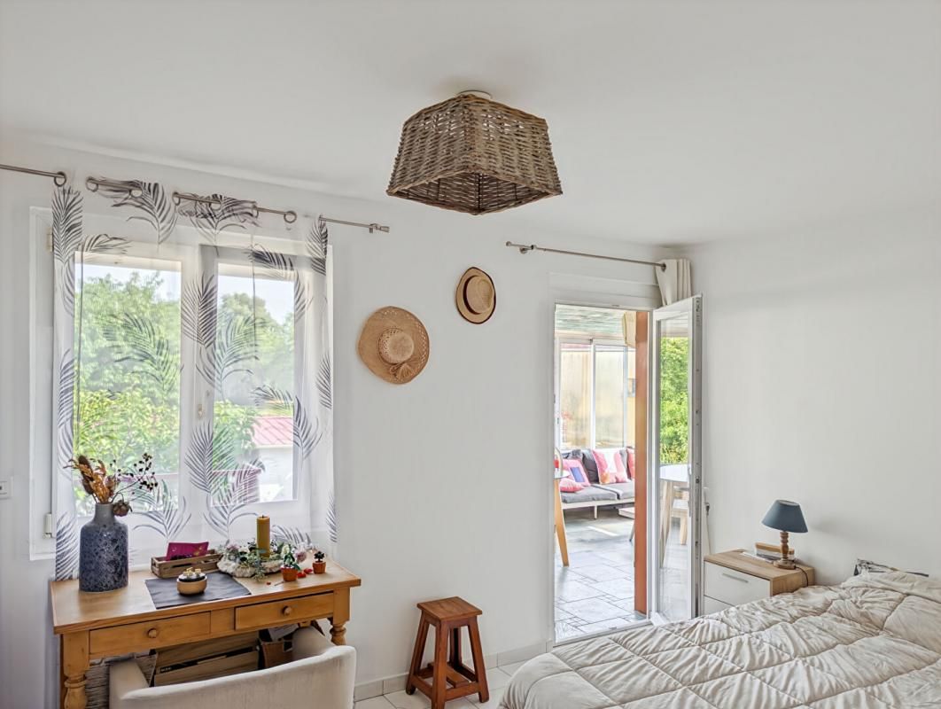 VAIRES-SUR-MARNE Exclusivité ? Maison familiale 5 pièces de 100 m² proche centre 4