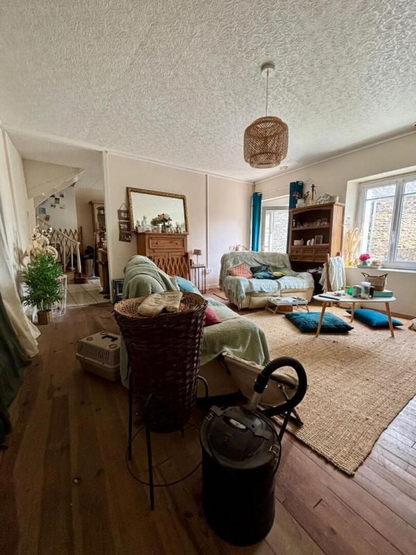 UZEL Maison de bourg 7 pièce(s) 180 m2 4