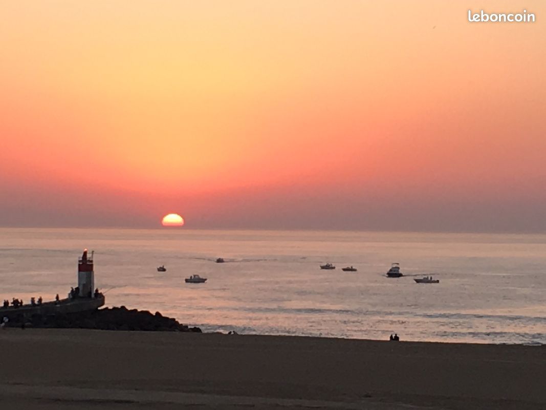 CAPBRETON Appartement T1 avec grande terrasse à 100 m de la plage avec parking 1