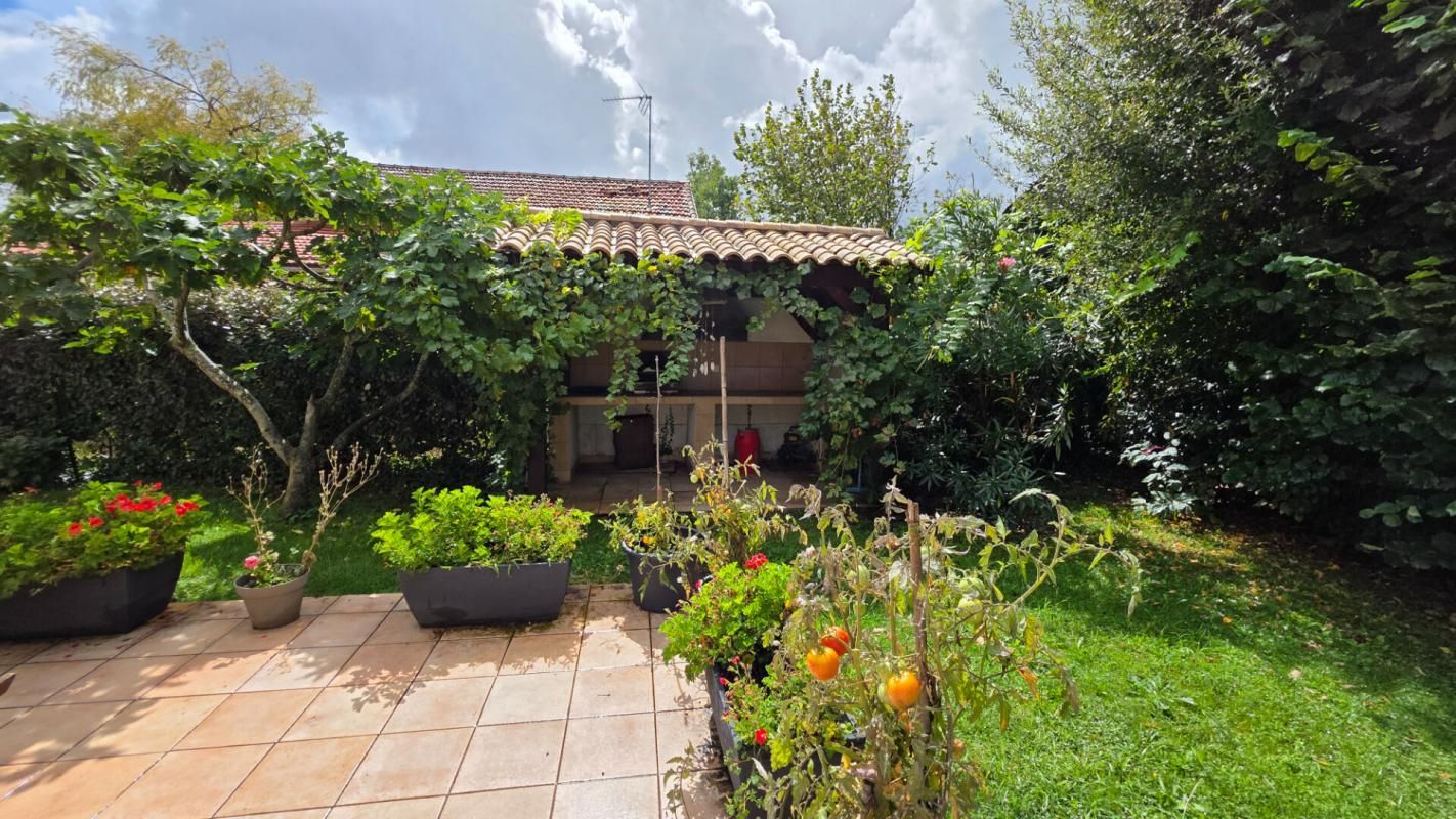 ANDERNOS-LES-BAINS Maison Andernos Les Bains 4 pièce(s) 101m2 idéalement placée 4