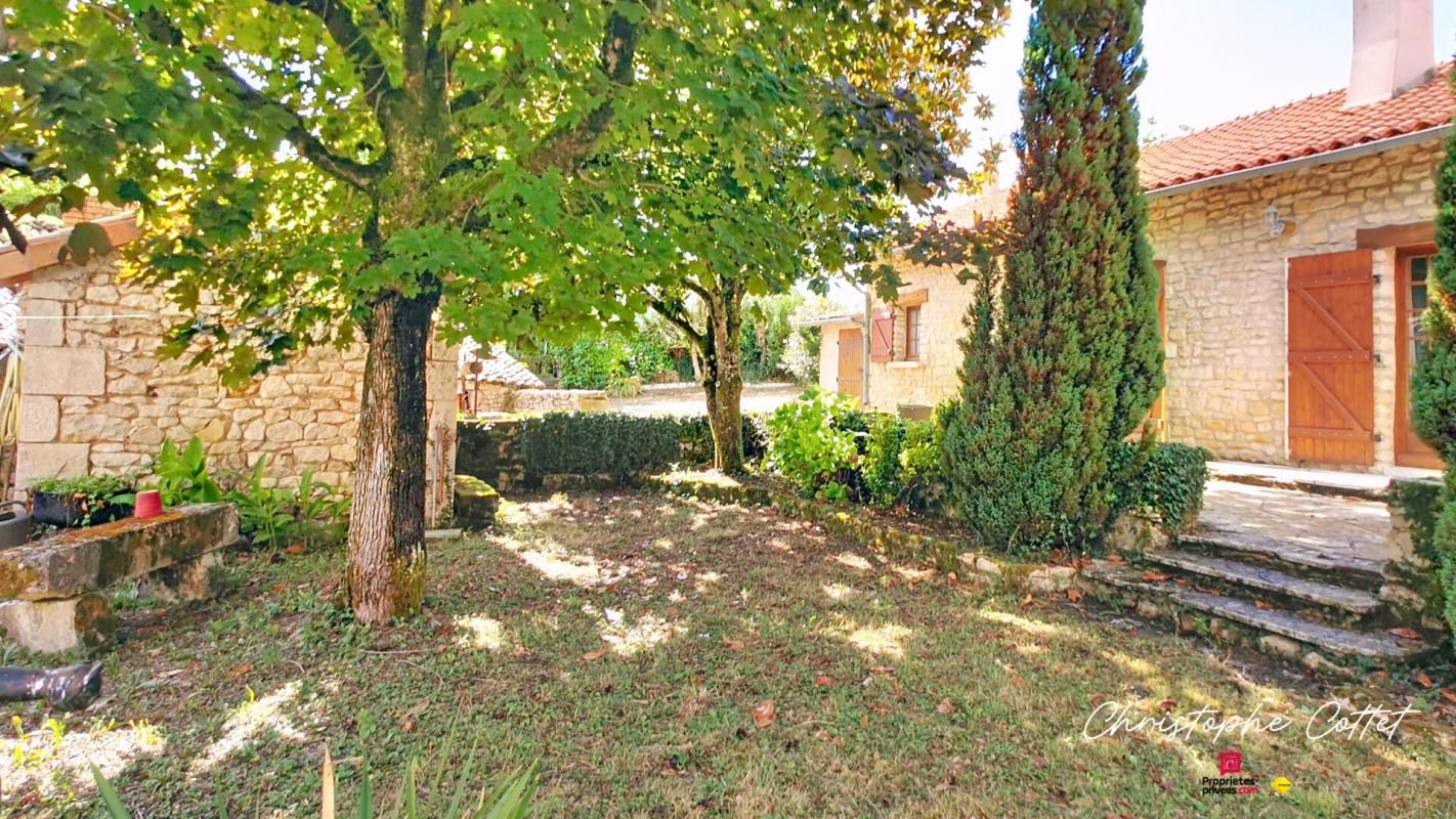 VALDIVIENNE Maison en pierre pleine de caractère - Valdivienne 4 pièce(s) 132 m2 2