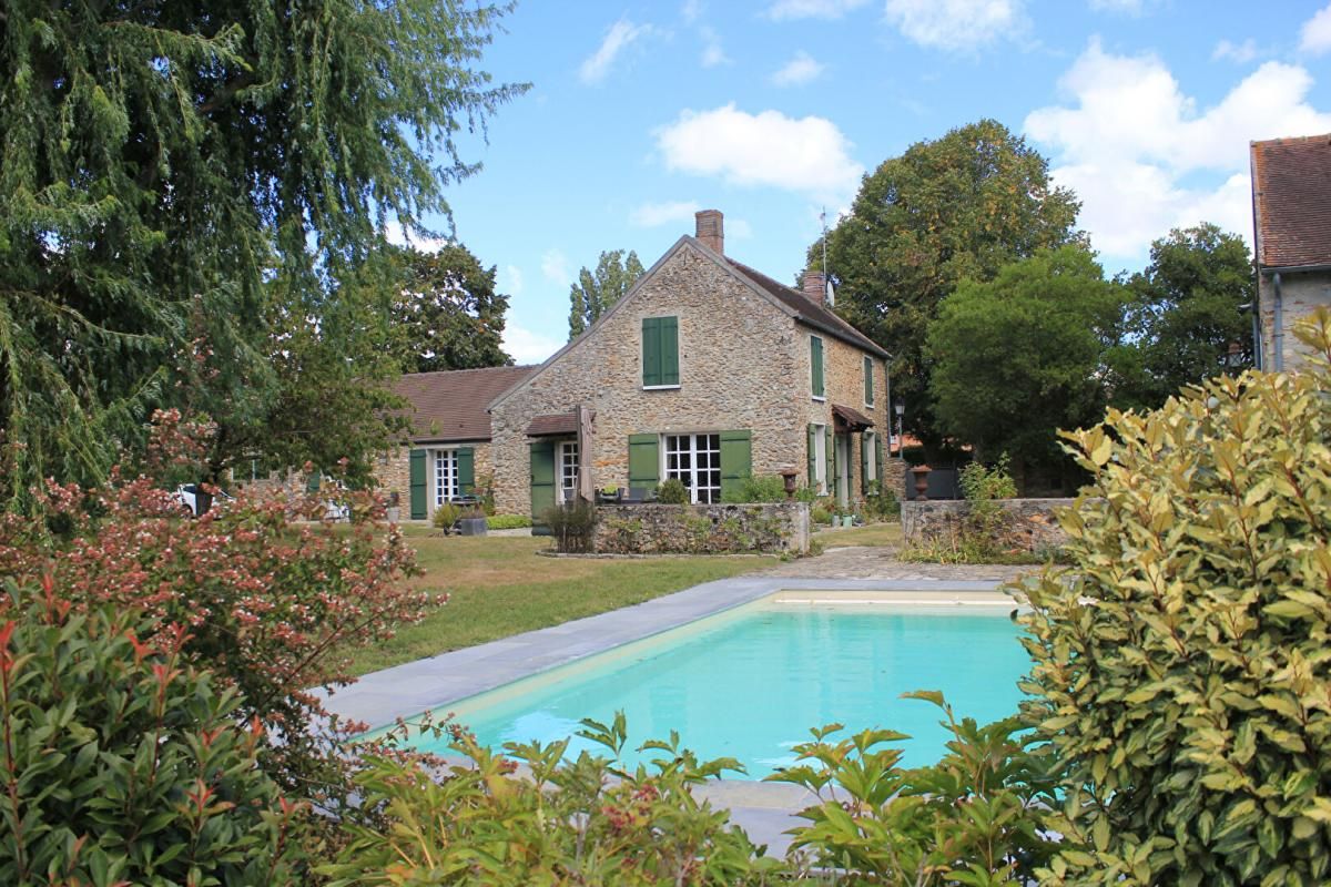 LA CELLE-LES-BORDES Maison La Celle Les Bordes 6 pièces, 196m2 2