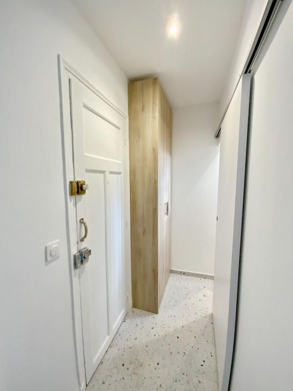 ASNIERES-SUR-SEINE Studio meublé 18 m2 3
