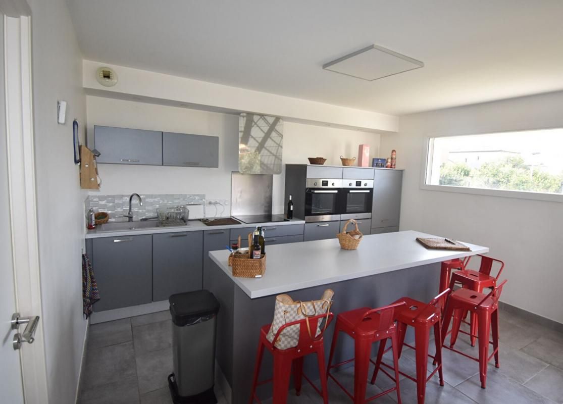AVIGNON Maison moderne de plain-pied avec annexe 4