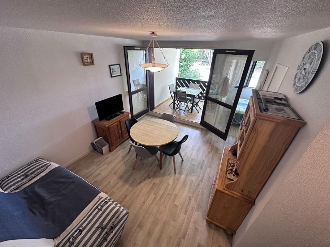 SAINT-GEORGES-DE-DIDONNE Appartement Saint Georges De Didonne 26 m2 150 M Plage 1