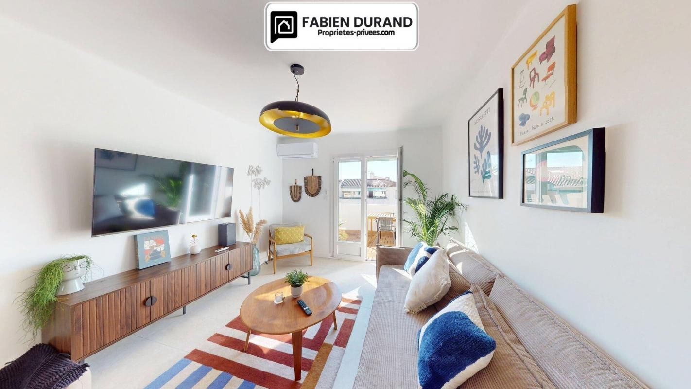 SAINT-RAPHAEL Appartement T3 au style unique - Dernier étage traversant - Vue dégagée 2