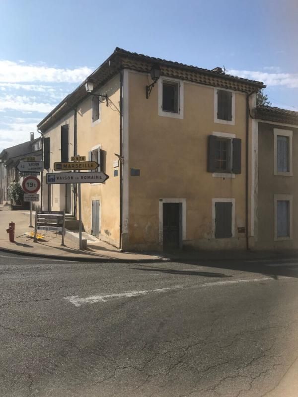 VISAN Maison de village 4